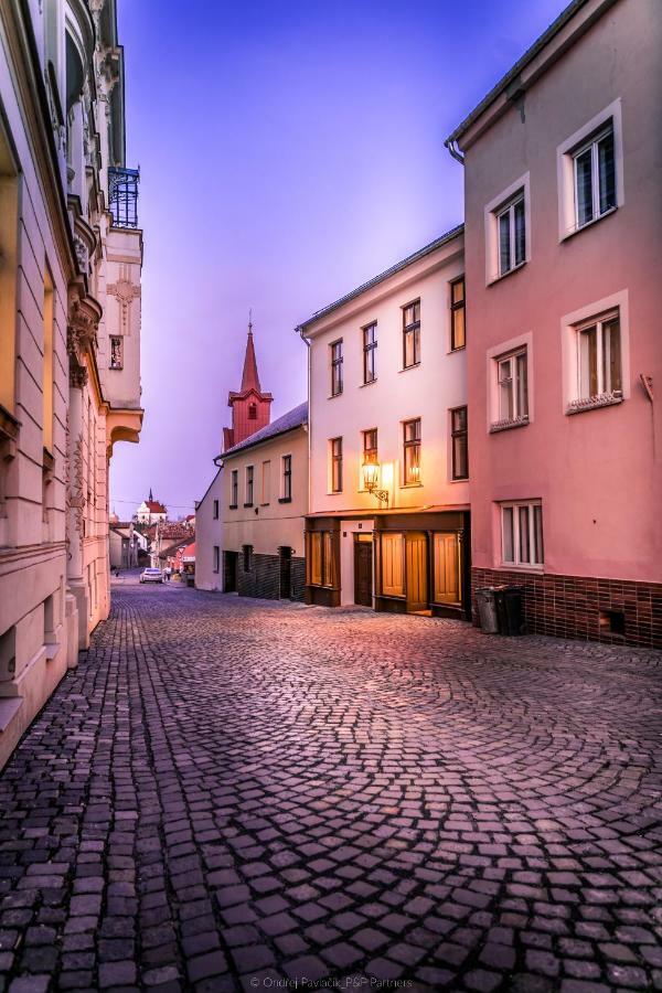 Lucerna - Dum S Dusi Pribor Apartment Exterior photo
