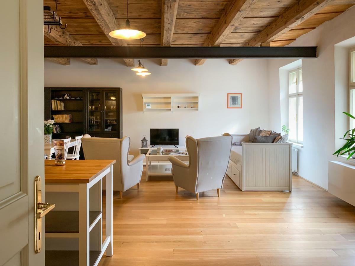 Lucerna - Dum S Dusi Pribor Apartment Exterior photo