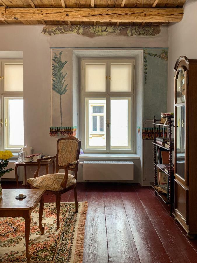 Lucerna - Dum S Dusi Pribor Apartment Exterior photo