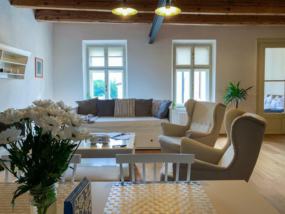 Lucerna - Dum S Dusi Pribor Apartment Exterior photo