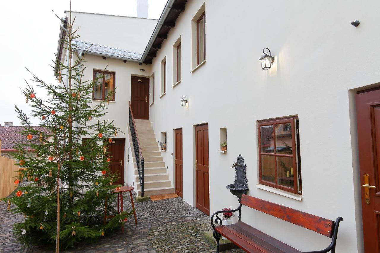 Lucerna - Dum S Dusi Pribor Apartment Exterior photo